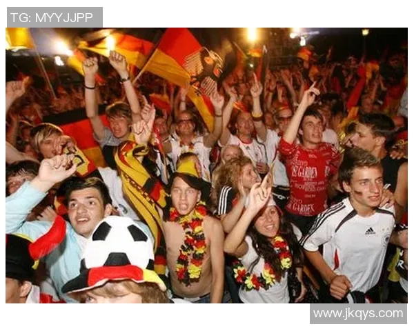 足球明星高然的妻子揭秘她的生活与事业成就 足球明星高然的妻子揭秘她的生活与事业成就